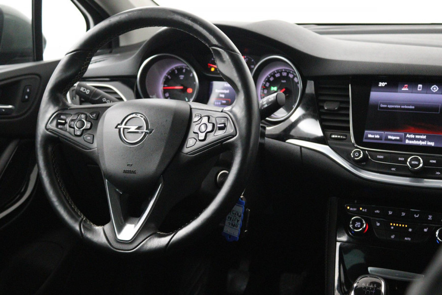 Opel Astra Sports Tourer 1.4 Innovation (PARKEERSENSOREN, TREKHAAK, CAMERA, STOELVERWARMING, CRUISE CONTROL)