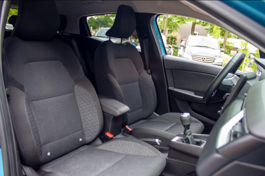 Renault Clio 1.0 TCe Intens|Prijs rijklaar incl. 12 mnd garantie|NAV LMV Bluetooth Keyless Airco Cruise