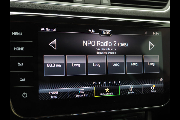 Škoda Superb Combi 1.4 TSI iV Laurin & Klement | Panoramadak | Trekhaak | Canton | Keyless | Adaptive Cruise | Carplay