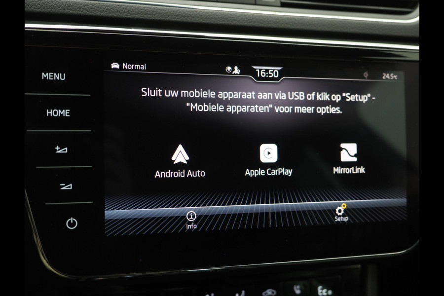 Škoda Superb Combi 1.4 TSI iV Laurin & Klement | Panoramadak | Trekhaak | Canton | Keyless | Adaptive Cruise | Carplay