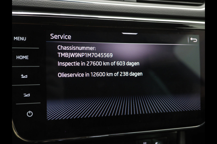 Škoda Superb Combi 1.4 TSI iV Laurin & Klement | Panoramadak | Trekhaak | Canton | Keyless | Adaptive Cruise | Carplay