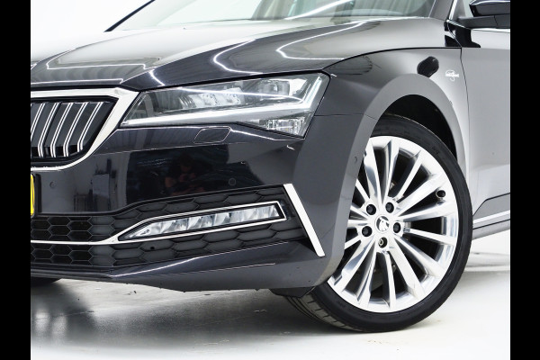 Škoda Superb Combi 1.4 TSI iV Laurin & Klement | Panoramadak | Trekhaak | Canton | Massage | Keyless | Adaptive Cruise