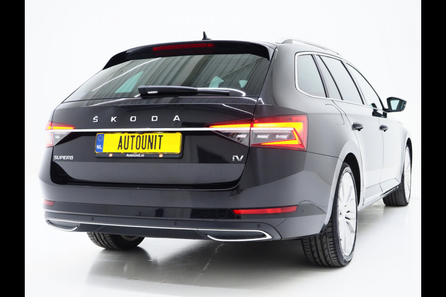 Škoda Superb Combi 1.4 TSI iV Laurin & Klement | Panoramadak | Trekhaak | Canton | Massage | Keyless | Adaptive Cruise