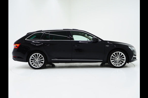 Škoda Superb Combi 1.4 TSI iV Laurin & Klement | Panoramadak | Trekhaak | Canton | Massage | Keyless | Adaptive Cruise