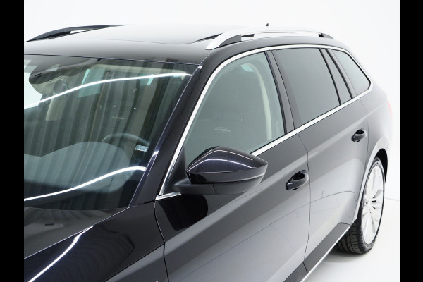Škoda Superb Combi 1.4 TSI iV Laurin & Klement | Panoramadak | Trekhaak | Canton | Massage | Keyless | Adaptive Cruise