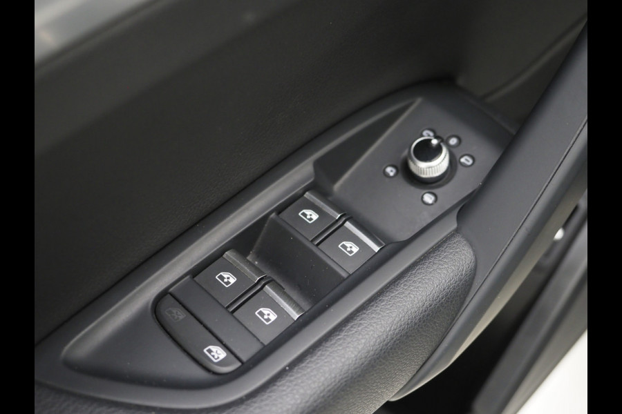 Audi Q5 50 TFSI e Quattro 299PK | Panoramadak | Camera | Virtual | BLIS | DAB | Stoelverwarming | Carplay