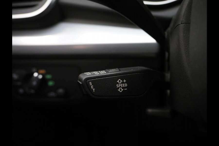Audi Q5 50 TFSI e Quattro 299PK | Panoramadak | Camera | Virtual | BLIS | DAB | Stoelverwarming | Carplay
