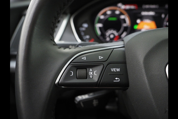 Audi Q5 50 TFSI e Quattro 299PK | Panoramadak | Camera | Virtual | BLIS | DAB | Stoelverwarming | Carplay