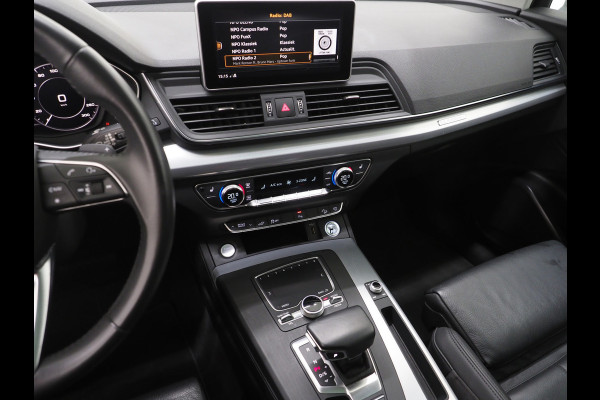 Audi Q5 50 TFSI e Quattro 299PK | Panoramadak | Camera | Virtual | BLIS | DAB | Stoelverwarming | Carplay
