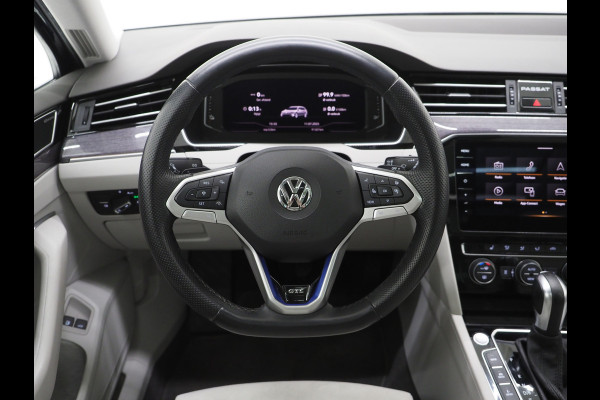 Volkswagen Passat Variant 1.4 TSI PHEV GTE R-Line | Panoramadak | Trehaak | Dynaudio | Massage | 360 | Head Up | Keyless