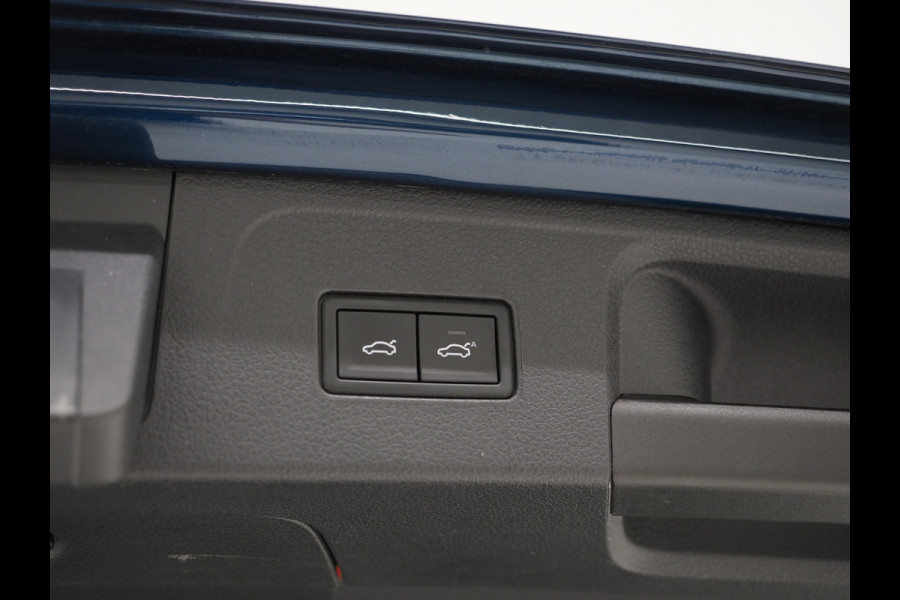 Volkswagen Passat Variant 1.4 TSI PHEV GTE R-Line | Panoramadak | Trehaak | Dynaudio | Massage | 360 | Head Up | Keyless