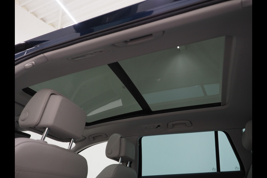 Volkswagen Passat Variant 1.4 TSI PHEV GTE R-Line | Panoramadak | Trehaak | Dynaudio | Massage | 360 | Head Up | Keyless