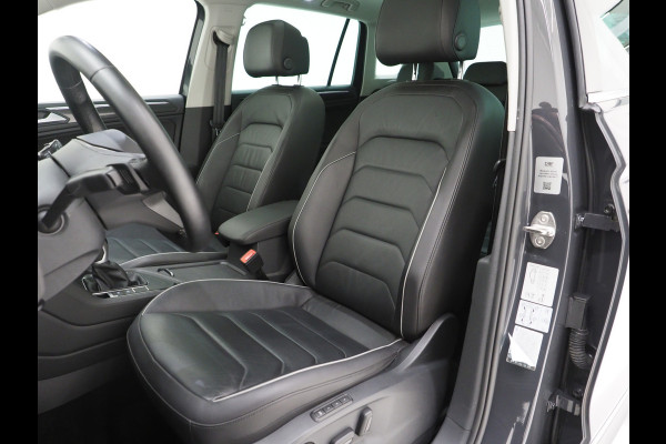 Volkswagen Tiguan 1.4 TSI eHybrid Elegance Exclusive | Panoramadak | Trekhaak | Leder | 360 | Adaptive Cruise | Keyless | Carplay