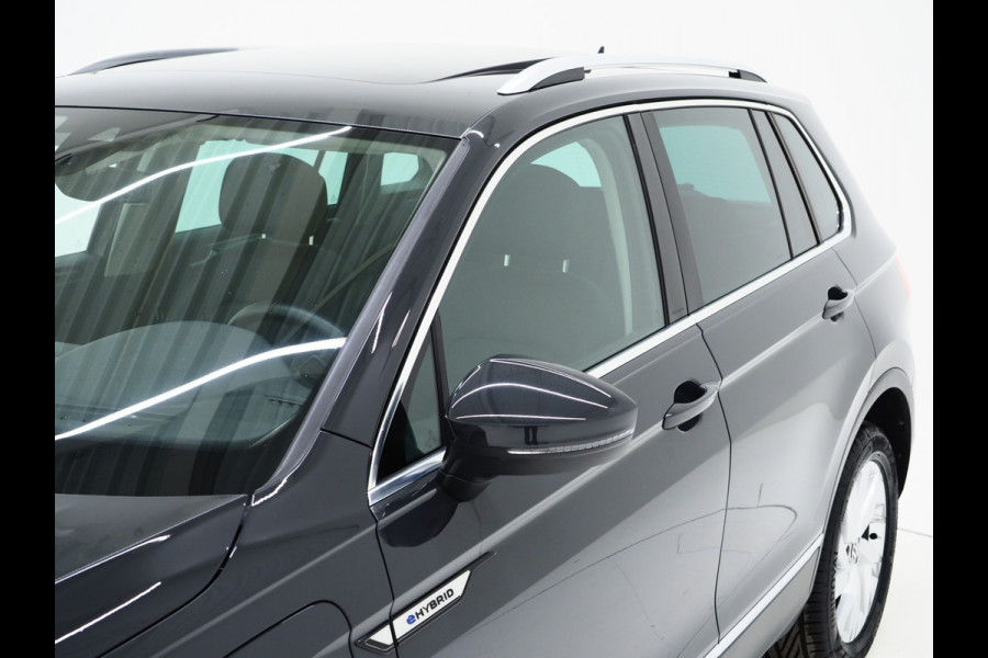 Volkswagen Tiguan 1.4 TSI eHybrid Elegance Exclusive | Panoramadak | Trekhaak | Leder | 360 | Adaptive Cruise | Keyless | Carplay