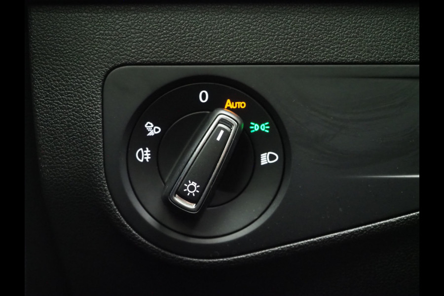 Volkswagen Tiguan 1.4 TSI eHybrid Elegance Exclusive | Panoramadak | Trekhaak | Leder | 360 | Adaptive Cruise | Keyless | Carplay