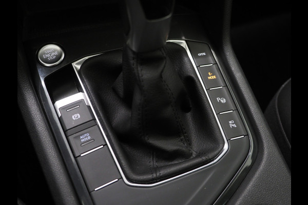 Volkswagen Tiguan 1.4 TSI eHybrid Elegance Exclusive | Panoramadak | Trekhaak | Leder | 360 | Adaptive Cruise | Keyless | Carplay