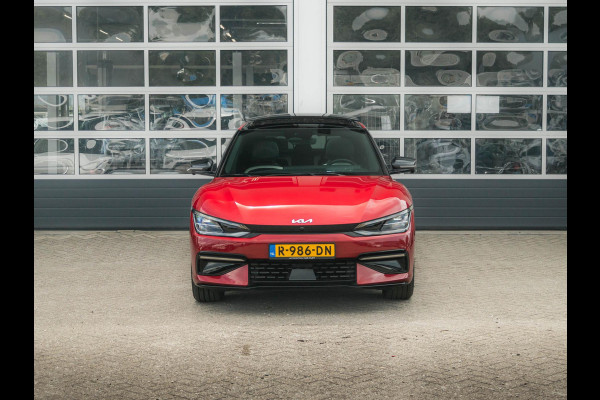 Kia Ev6 GT-Line 77.4 kWh schuifkanteldak l Steoverwarming en stoel ventilatie l Meridian soundsysteem