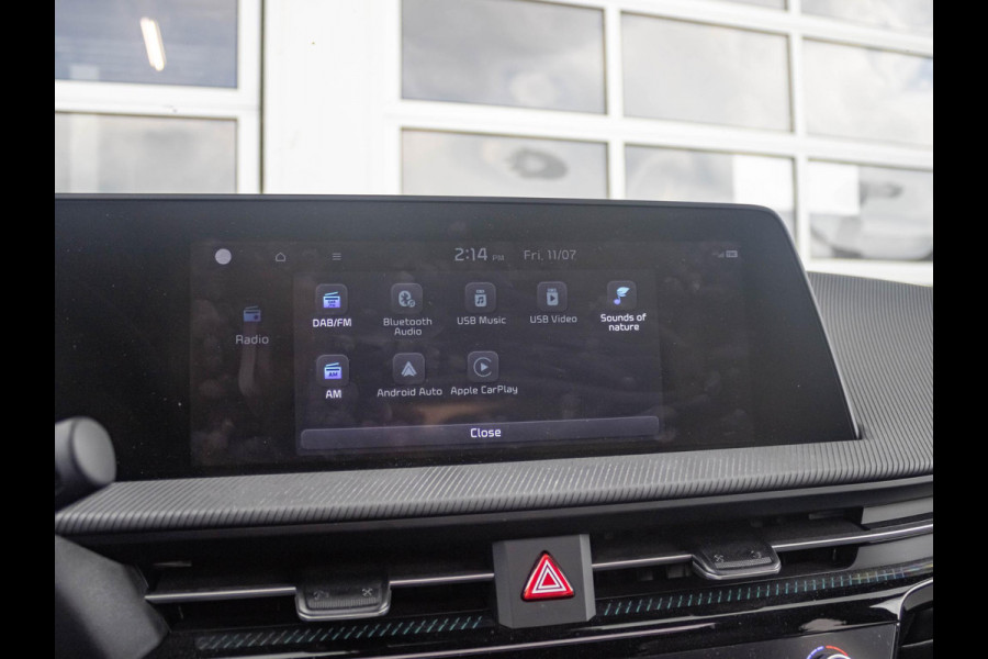 Kia Ev6 GT-Line 77.4 kWh schuifkanteldak l Steoverwarming en stoel ventilatie l Meridian soundsysteem