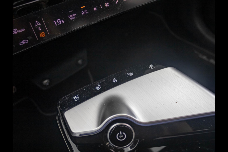 Kia Ev6 GT-Line 77.4 kWh schuifkanteldak l Steoverwarming en stoel ventilatie l Meridian soundsysteem