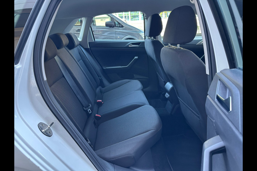 Volkswagen Polo 1.0 TSI Highline Automaat Navi Airco PDC