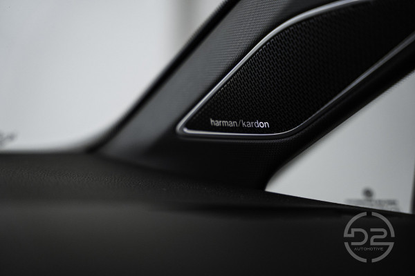 Volkswagen Golf 2.0 TSI R 4Motion Performance 320PK | Akrapovic | Leder&Memory | Harman/Kardon | VOL! 12 MND Garantie