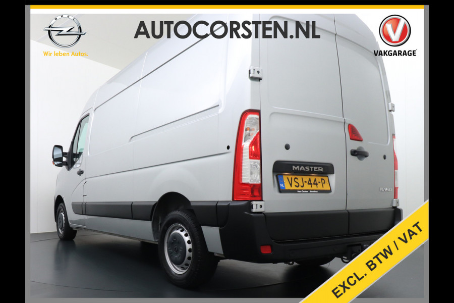 Renault Master T35 2.3dCi 135 L2H2 Apple Carplay/Android Auto Euro 6 Trekhaak Navi Airco 3-Persoons Pdc Led DAB Regen-Lichtsensor Betonplex Vloer Lat om Lat  Wandbetimmering Schuifdeur 1e Eigenaar Euro 6 Facelift Model 2.500KG Trekgewicht