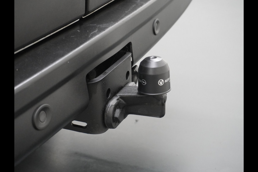 Renault Master T35 2.3dCi 135 L2H2 Apple Carplay/Android Auto Euro 6 Trekhaak Navi Airco 3-Persoons Pdc Led DAB Regen-Lichtsensor Betonplex Vloer Lat om Lat  Wandbetimmering Schuifdeur 1e Eigenaar Euro 6 Facelift Model 2.500KG Trekgewicht
