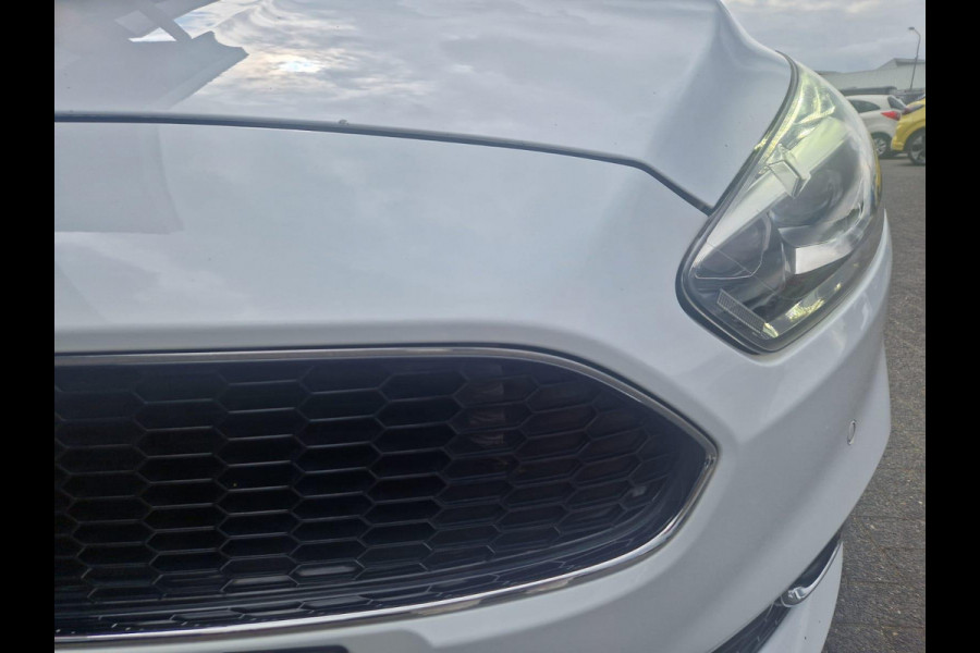 Ford S-Max 2.0 EcoBoost ST Line Business 7