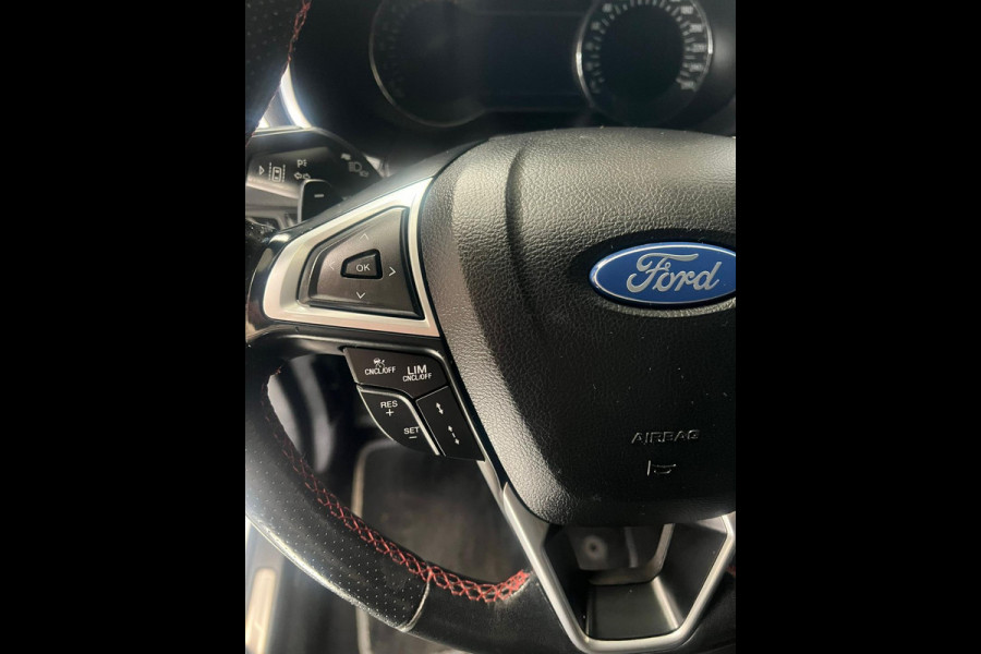 Ford S-Max 2.0 EcoBoost ST Line Business 7