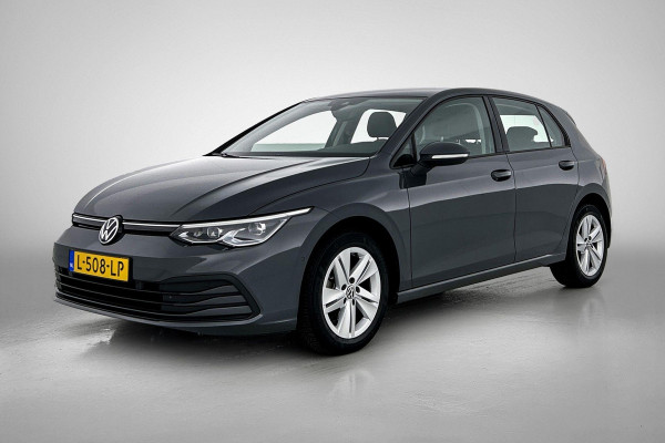 Volkswagen Golf 1.0 eTSI Life Business Automaat (SFEERVERLICHTING, STOELVERWARMING, MASSAGE STOEL, LED, PARKEERSENSOREN)