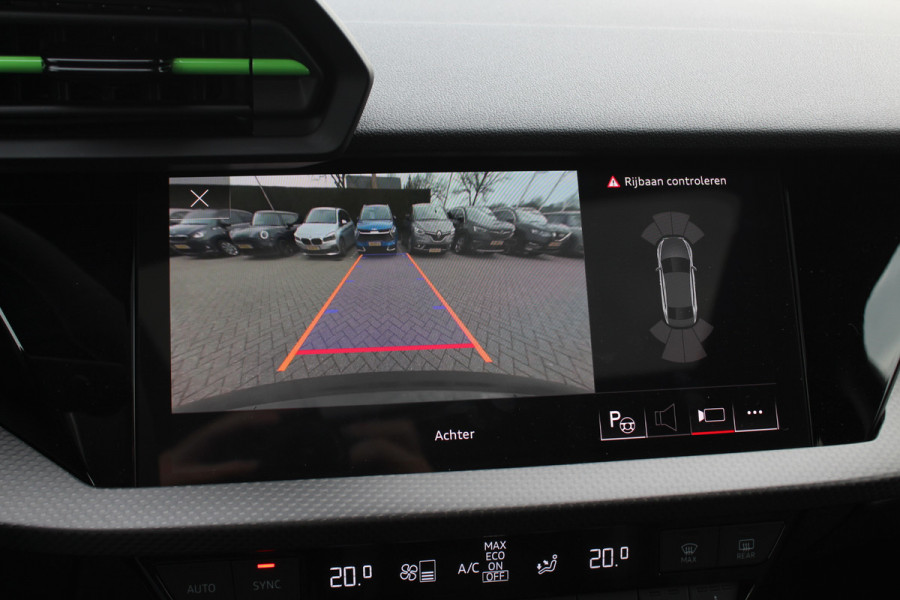 Audi RS3 Limousine 2.5 TFSI quattro / Verlengd Garantie / Milltek / Keramisch / Panoramadak / Camera / Head-up / B&O / Matrix LED / ACC / Leder