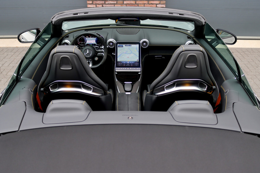 Mercedes-Benz SL-Klasse Roadster AMG 63 S E-Performance Aut9 | 816pk | Keramisch | Carbon | Aerodynamicapakket | Distronic+ | Achterasbesturing | Multicontourstoelen | HUD | Burmester | Airscarf |