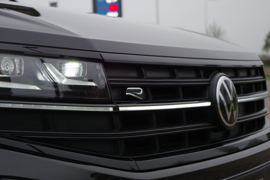 Volkswagen Touareg 3.0 TSi R 4MOTION 463 PK PHEV, Trekhaak, Panoramadak, Dynaudio, Massage