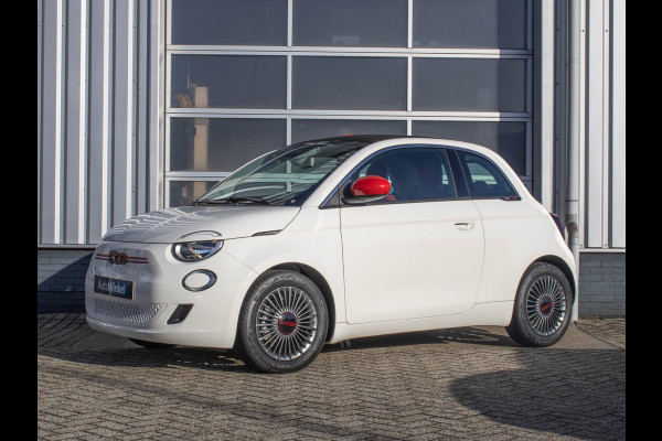Fiat 500E RED Cabrio 42 kWh | Uit voorraad leverbaar ! | CarPlay | PDC |