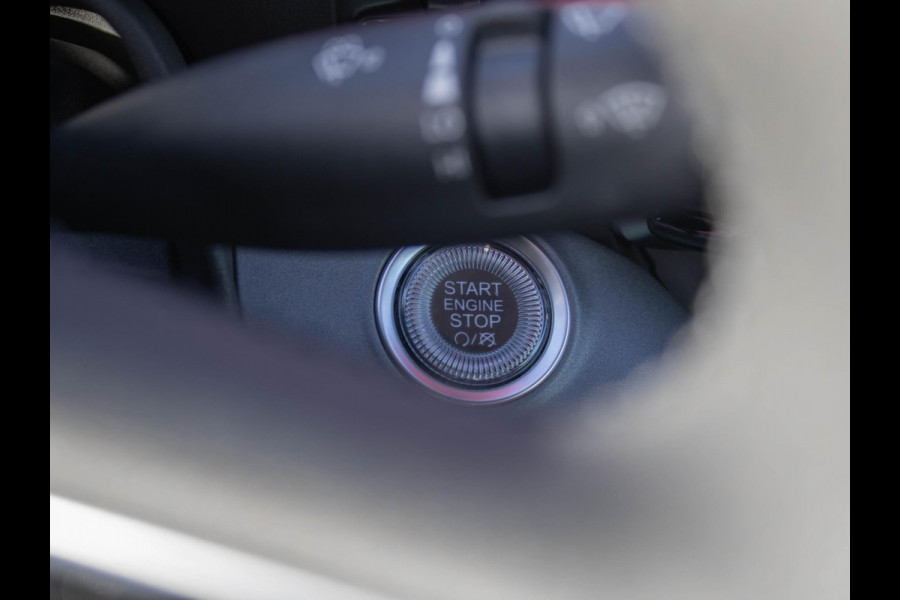 Fiat 500E RED Cabrio 42 kWh | Uit voorraad leverbaar ! | CarPlay | PDC |