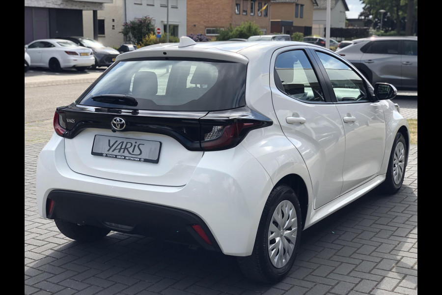 Toyota Yaris 1.0 VVT-i Active | Apple Carplay/Android auto, Licht en regensensor, Airco, Adaptive cruise control