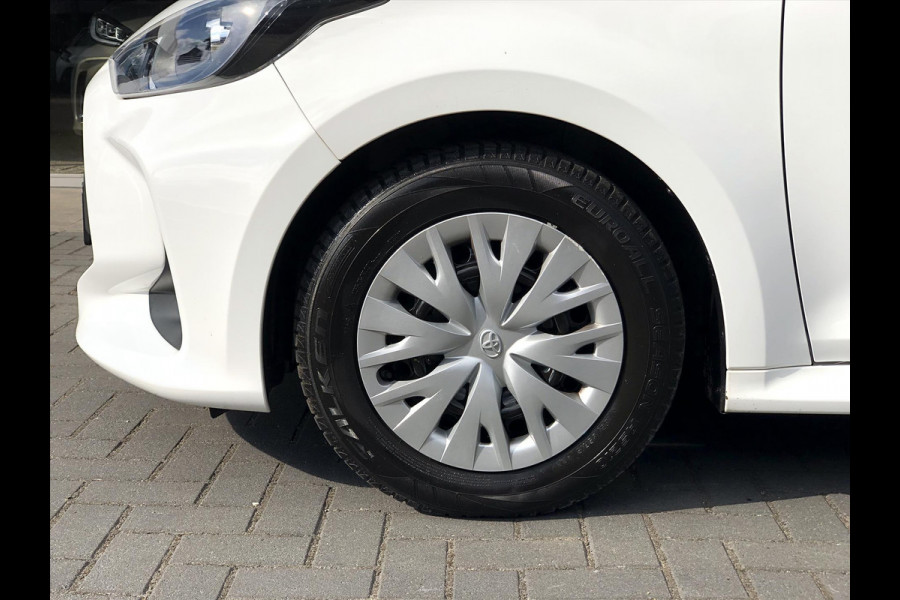 Toyota Yaris 1.0 VVT-i Active | Apple Carplay/Android auto, Licht en regensensor, Airco, Adaptive cruise control