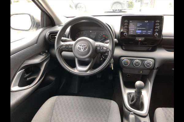 Toyota Yaris 1.0 VVT-i Active | Apple Carplay/Android auto, Licht en regensensor, Airco, Adaptive cruise control