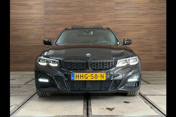 BMW 3 Serie Touring 330e High Executive M Sport | Pano | Sportstoelen | 19' inch | KANON !!