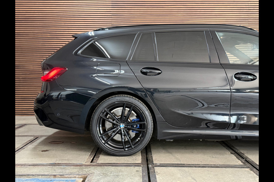 BMW 3 Serie Touring 330e High Executive M Sport | Pano | Sportstoelen | 19' inch | KANON !!