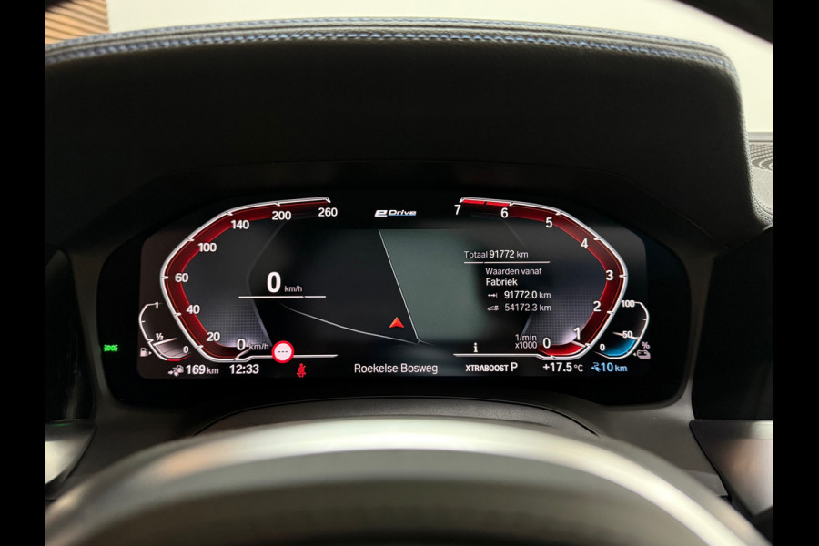 BMW 3 Serie Touring 330e High Executive M Sport | Pano | Sportstoelen | 19' inch | KANON !!