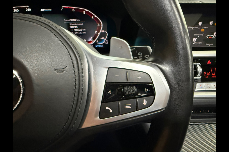 BMW 3 Serie Touring 330e High Executive M Sport | Pano | Sportstoelen | 19' inch | KANON !!