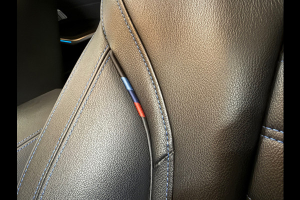BMW 3 Serie Touring 330e High Executive M Sport | Pano | Sportstoelen | 19' inch | KANON !!