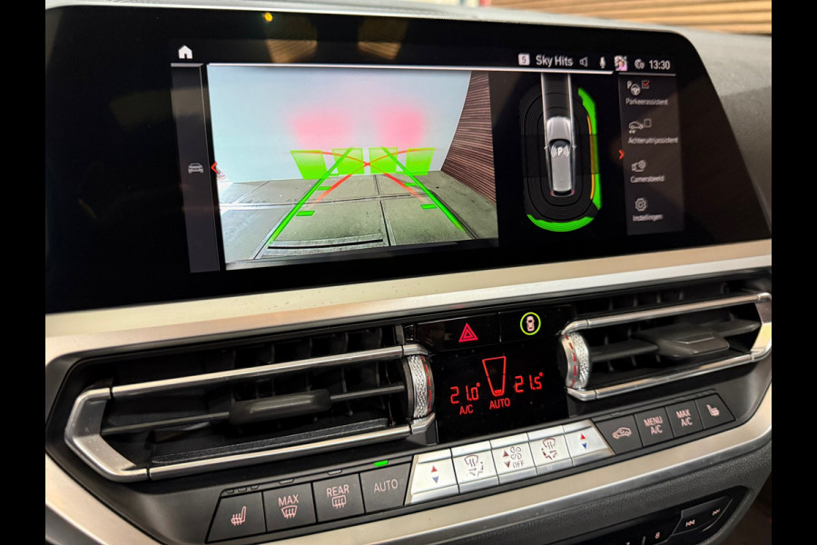 BMW 3 Serie Touring 330e High Executive M Sport | Pano | Sportstoelen | 19' inch | KANON !!