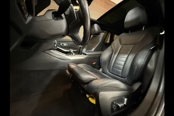 BMW 3 Serie Touring 330e High Executive M Sport | Pano | Sportstoelen | 19' inch | KANON !!