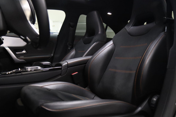 Mercedes-Benz CLA-Klasse 250 AMG /PANO/SFEERV/CAM/LANEASSIST/STOELV/BOMVOL