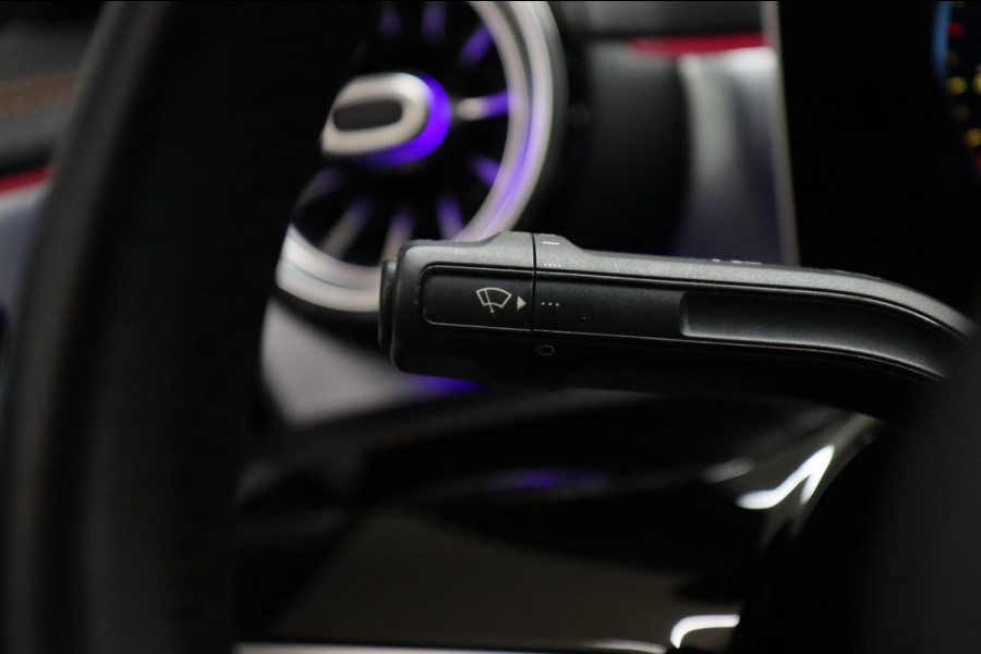 Mercedes-Benz CLA-Klasse 250 AMG /PANO/SFEERV/CAM/LANEASSIST/STOELV/BOMVOL