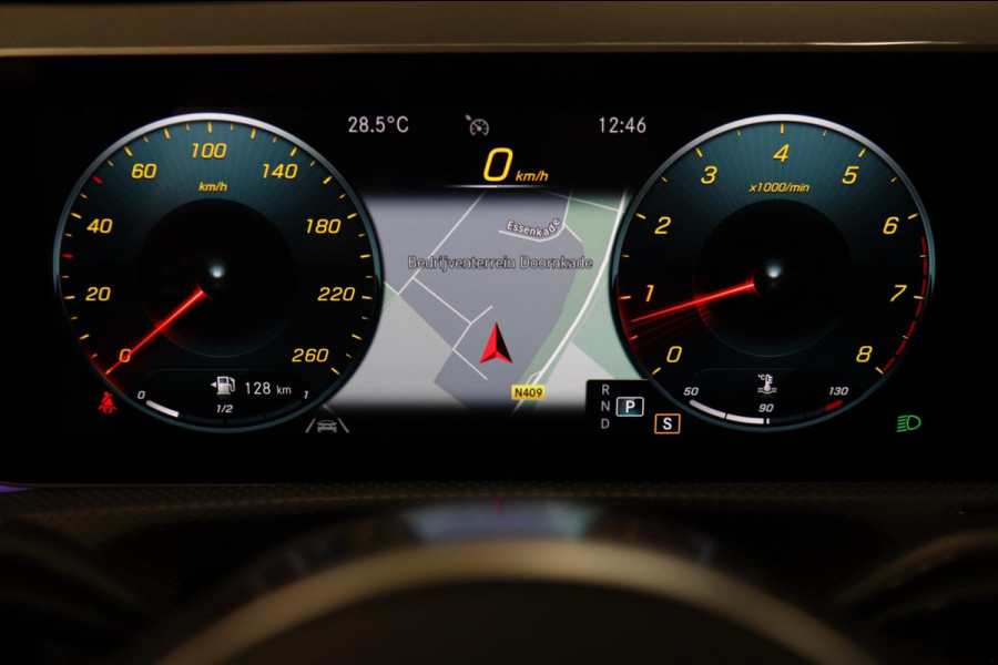 Mercedes-Benz CLA-Klasse 250 AMG /PANO/SFEERV/CAM/LANEASSIST/STOELV/BOMVOL