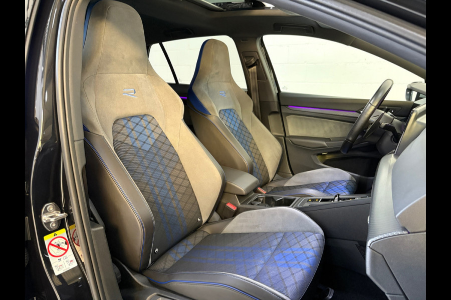 Volkswagen Golf 2.0 TSI R 4Motion Performance AKRA, PANO