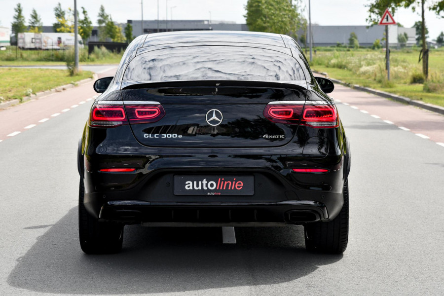 Mercedes-Benz GLC Coupé 300e 4MATIC AMG, BTW, Night ed. Pano, Digital, Memory, 360, Keyless, CarPlay, Sfeer!